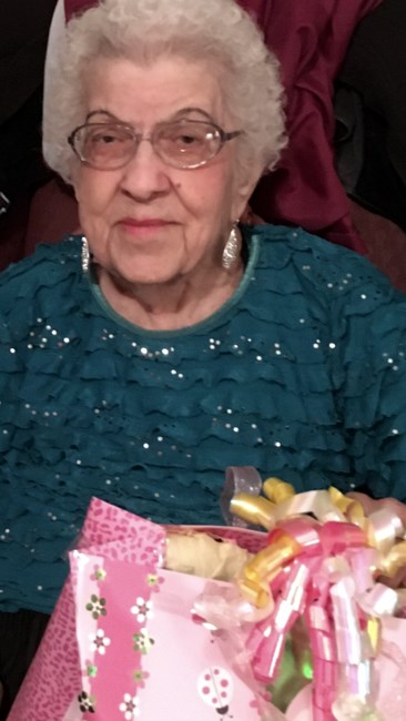 Obituary of Xochitl R. Gomez