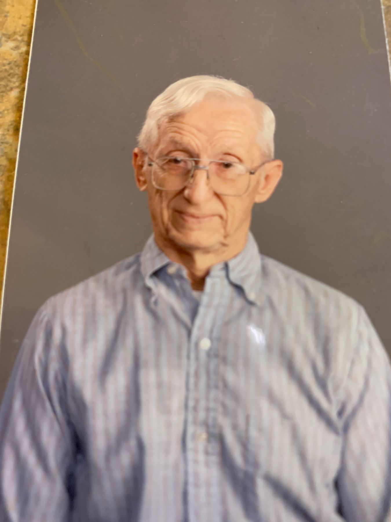 Obituary of Guy R Friend