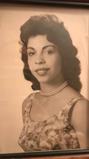 Obituary of Milagros Gonzalez