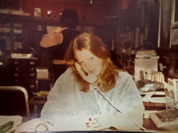 Obituary of Donna Bank