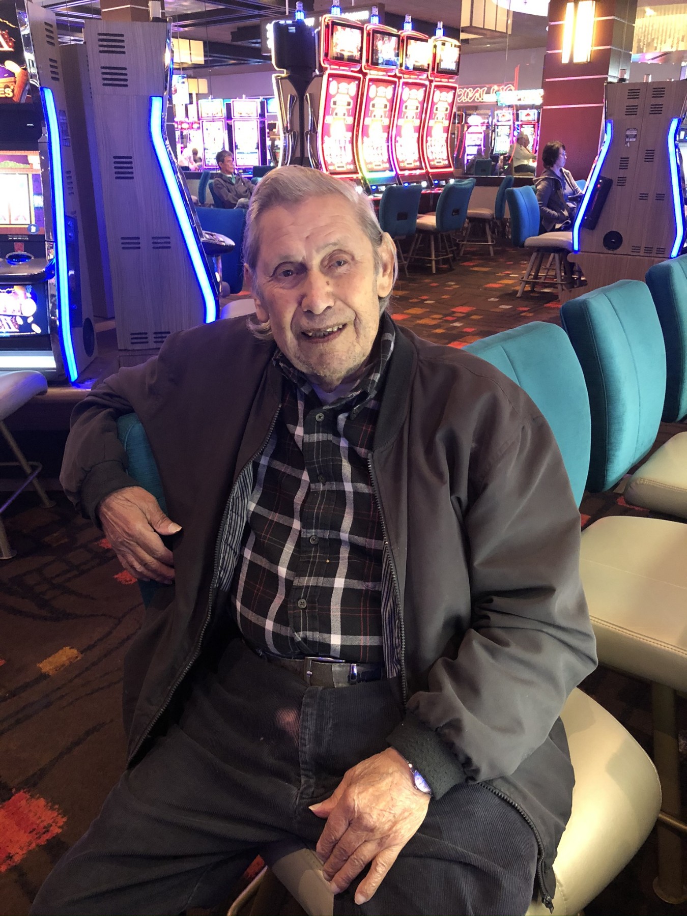 Obituary of Mr Robert Cerda