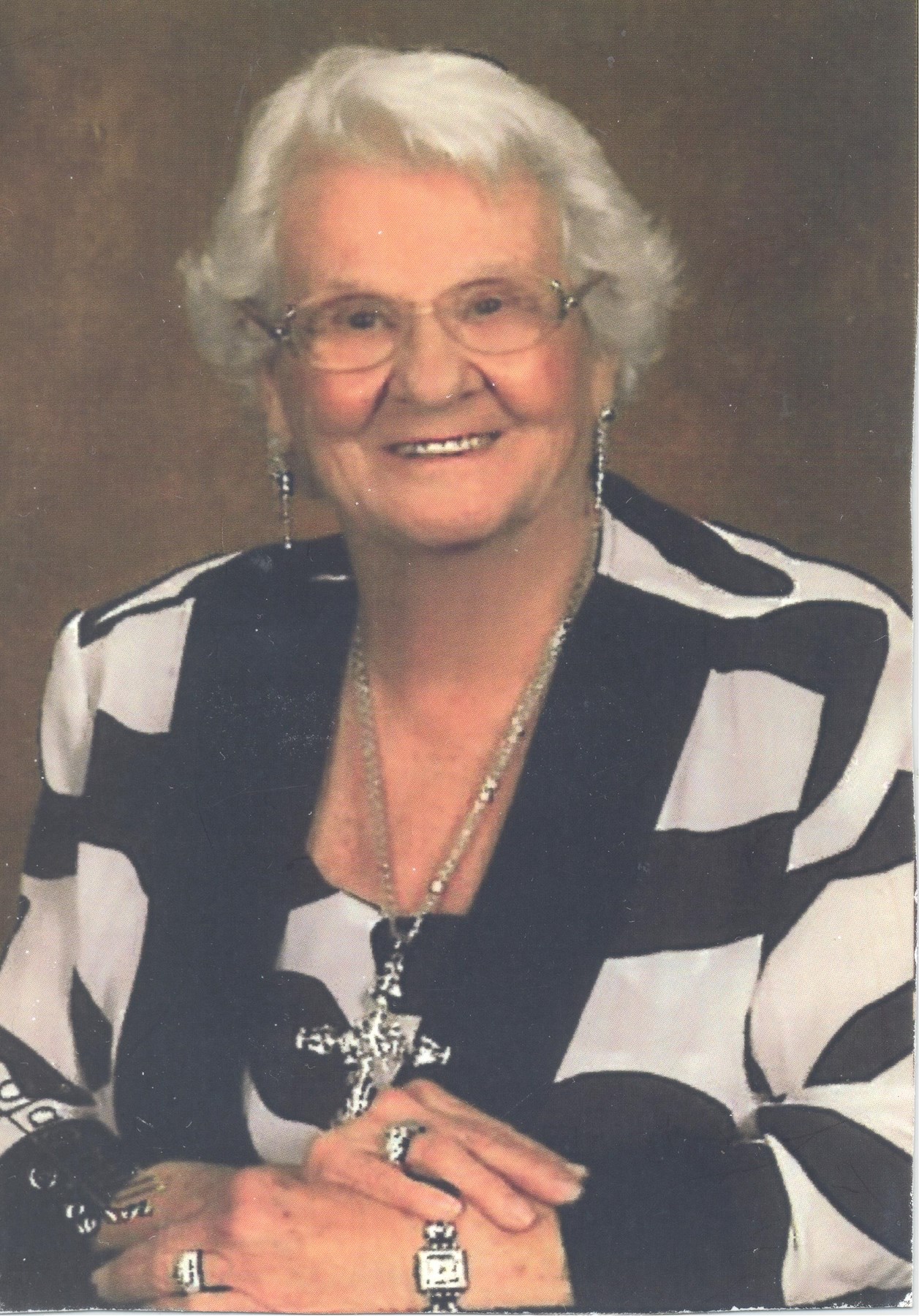 Obituary of Joyce Fox