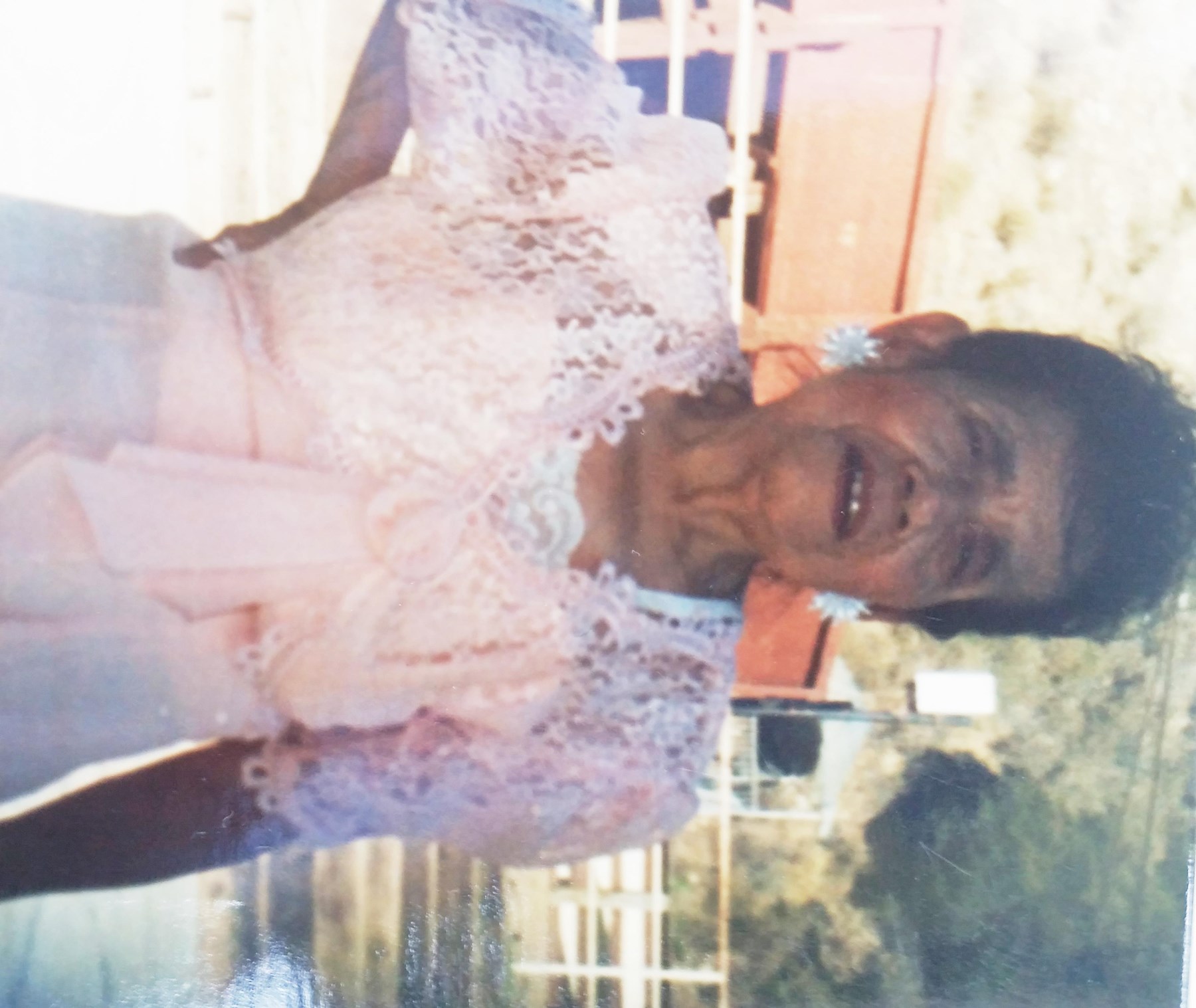 Obituary of Maria Concepcion Leal