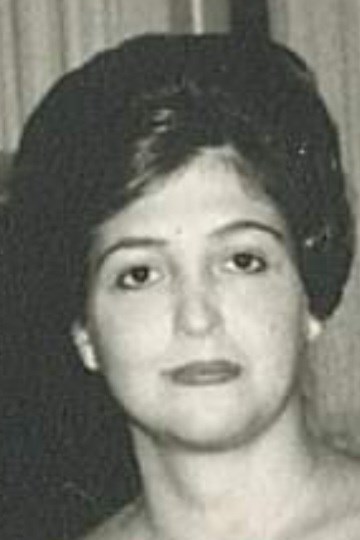 Obituary of Julia Weiss