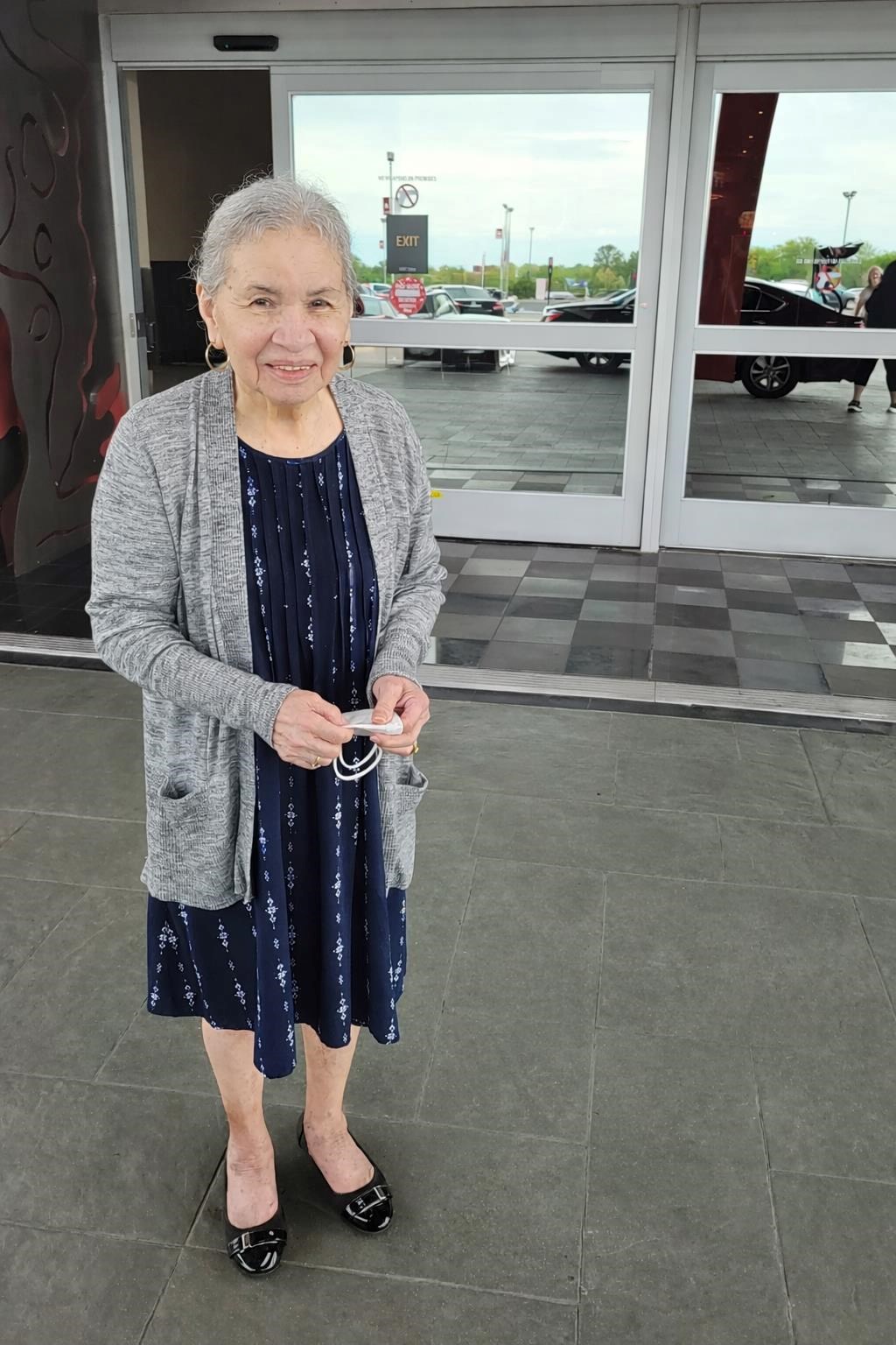 Obituary of Yolanda R. Perez