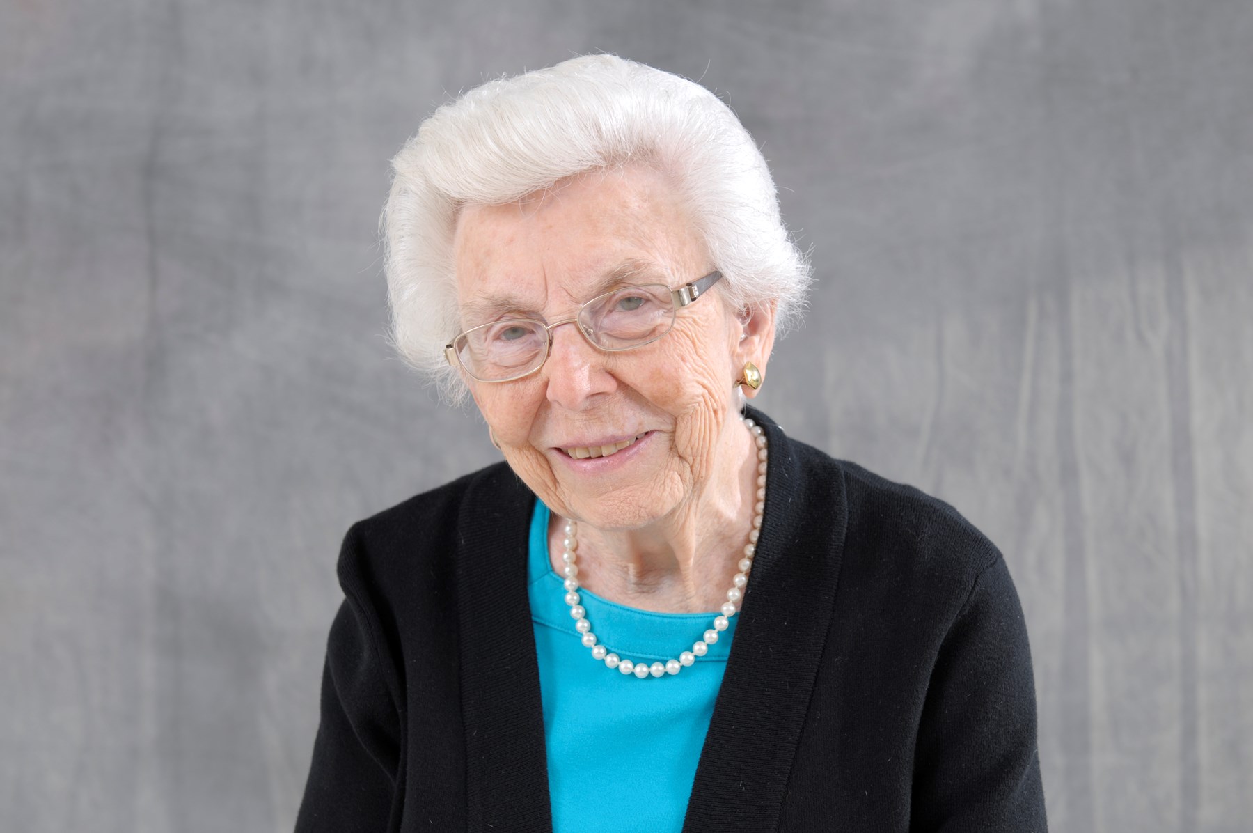 Obituary of Anne G Guilford