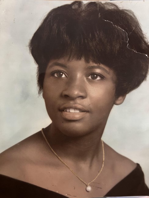 Obituary of Angela Jones Mack