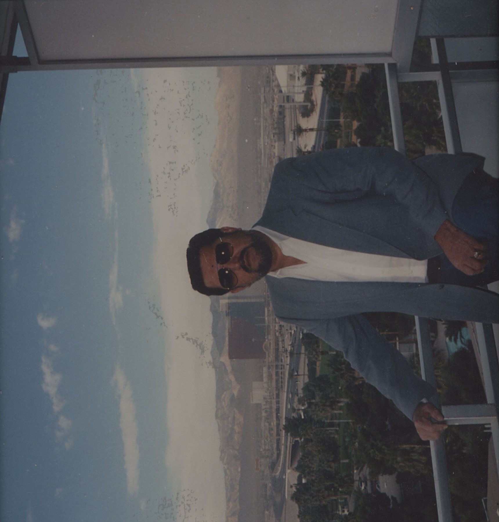 Obituary of Louis Valadez Jr.