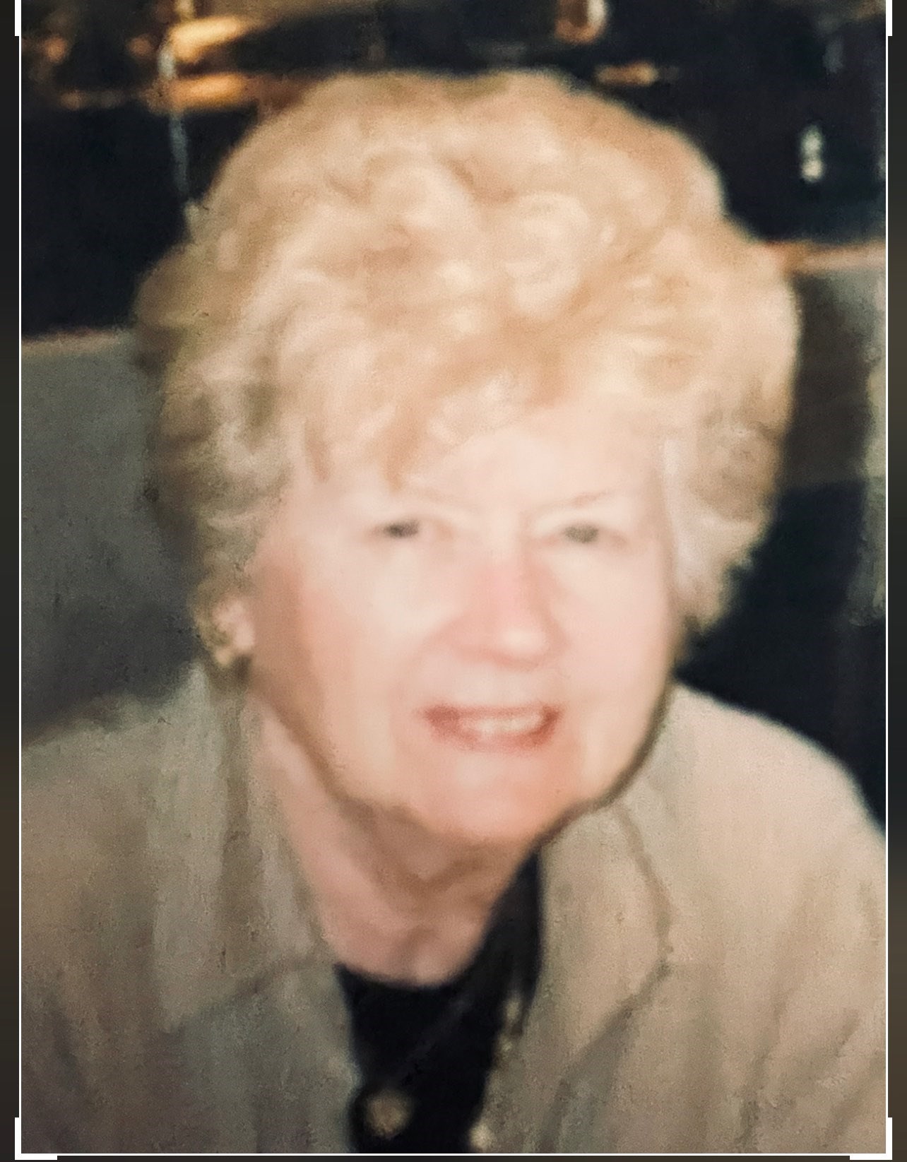 Obituary of Lois Walsh