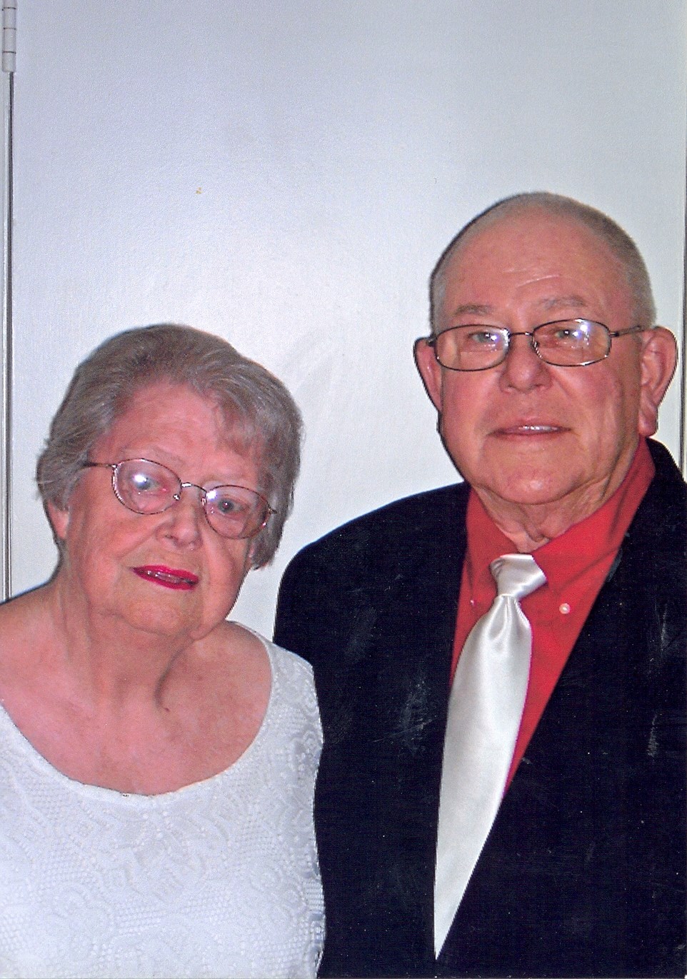 Obituary of Lola May Hoppes