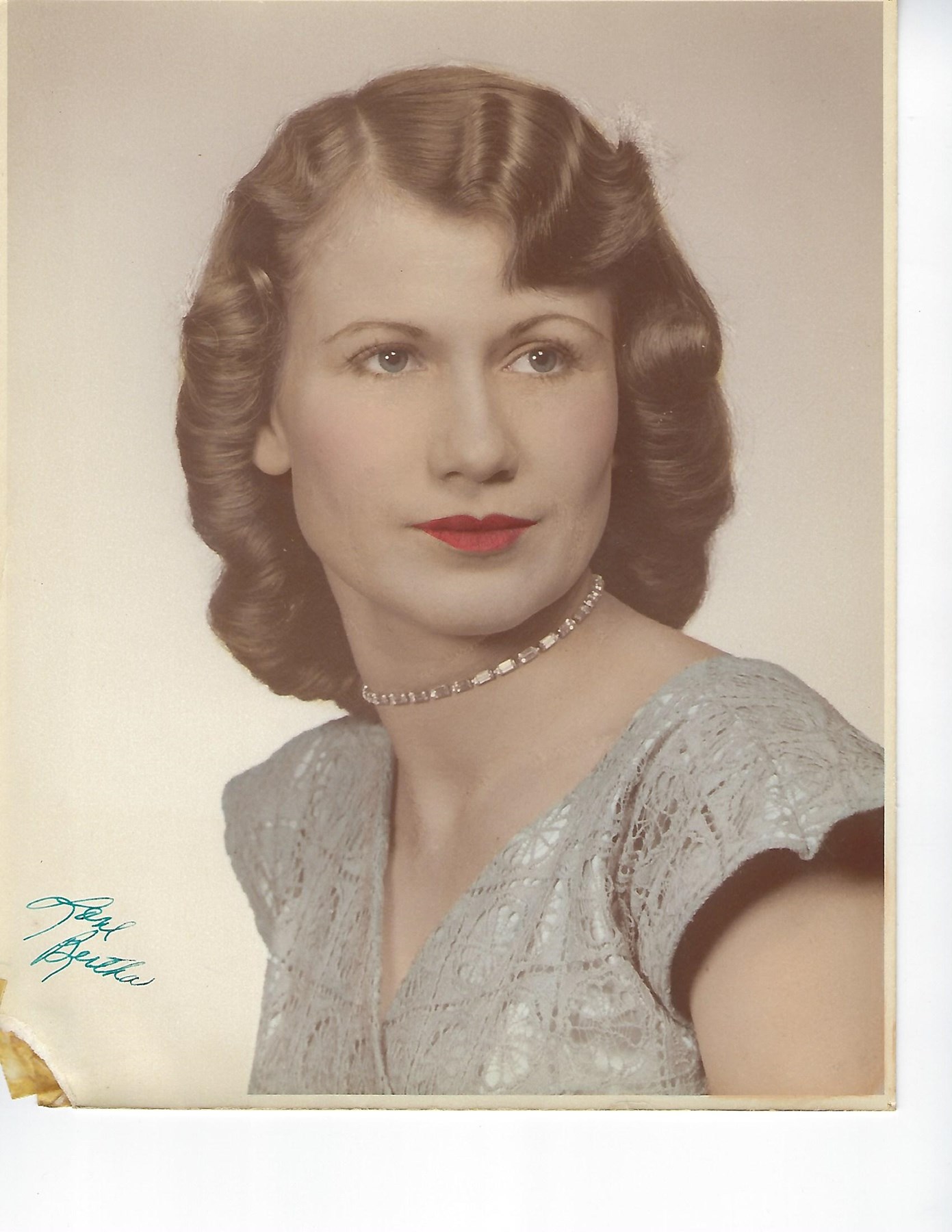 Obituary of Bertha Stout