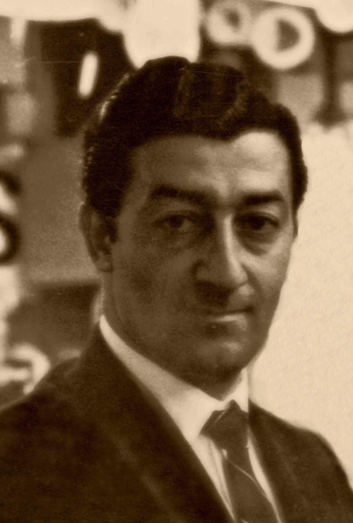 Obituary of Gene Tunney Gebron