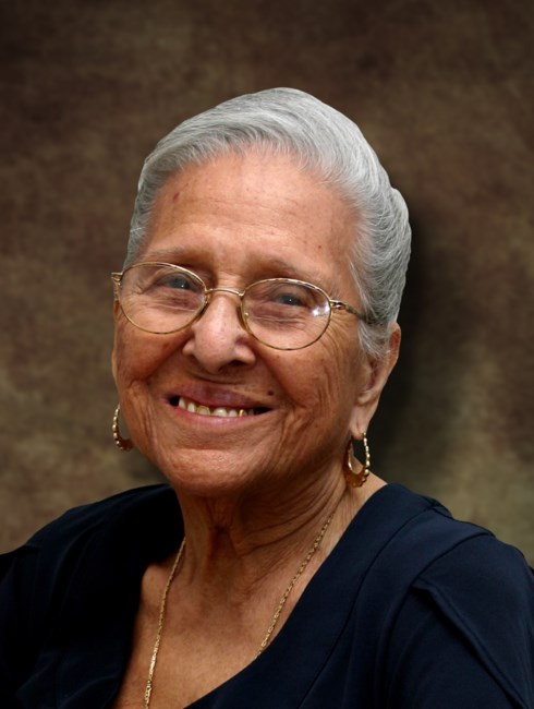 Obituary of Elvira Portugal Leal