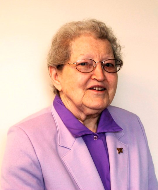 Obituary of Sister Vita Julia Linnebur CSJ