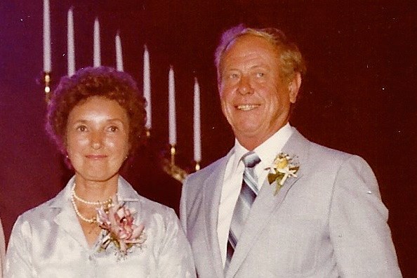 Obituary of Lloyd R. Crouse