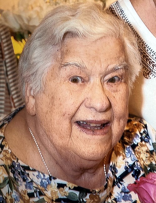 Obituary of Moira Colleen Louise Sim