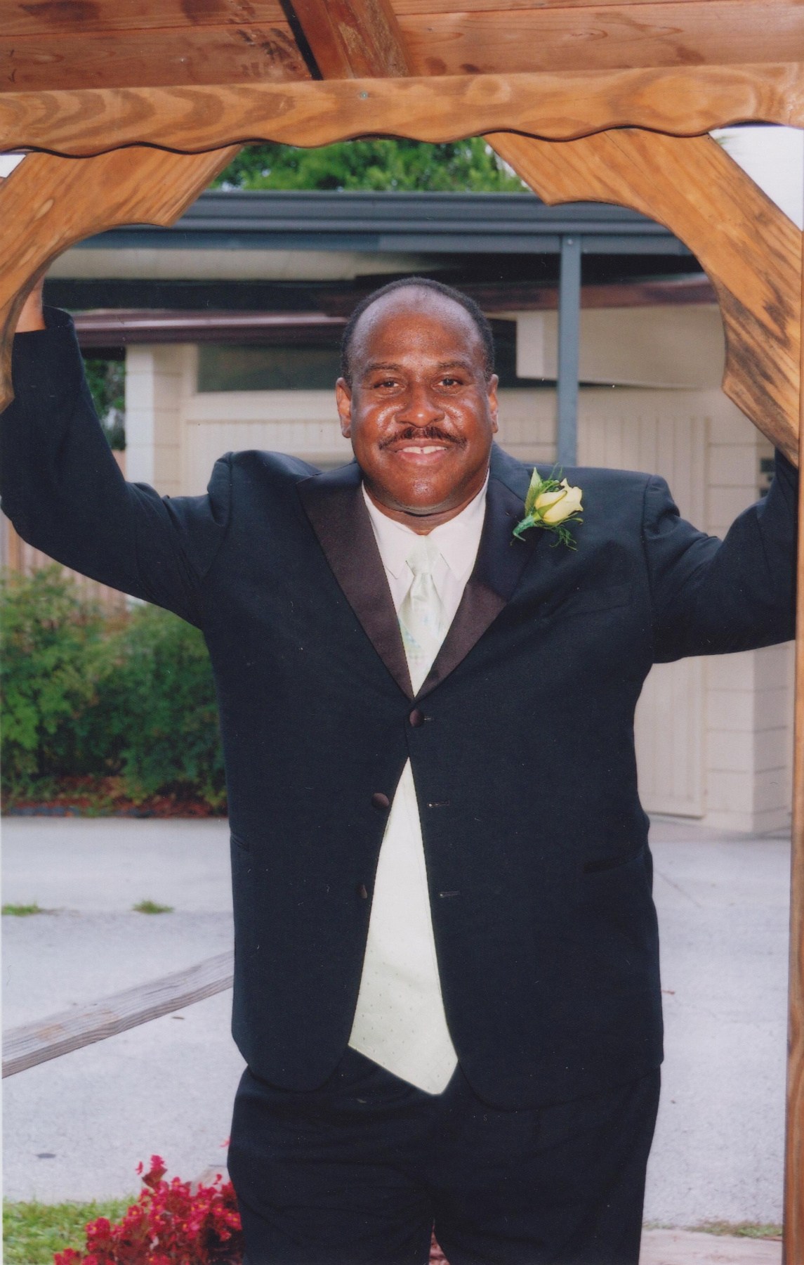 Obituary of Roy Frank Hans