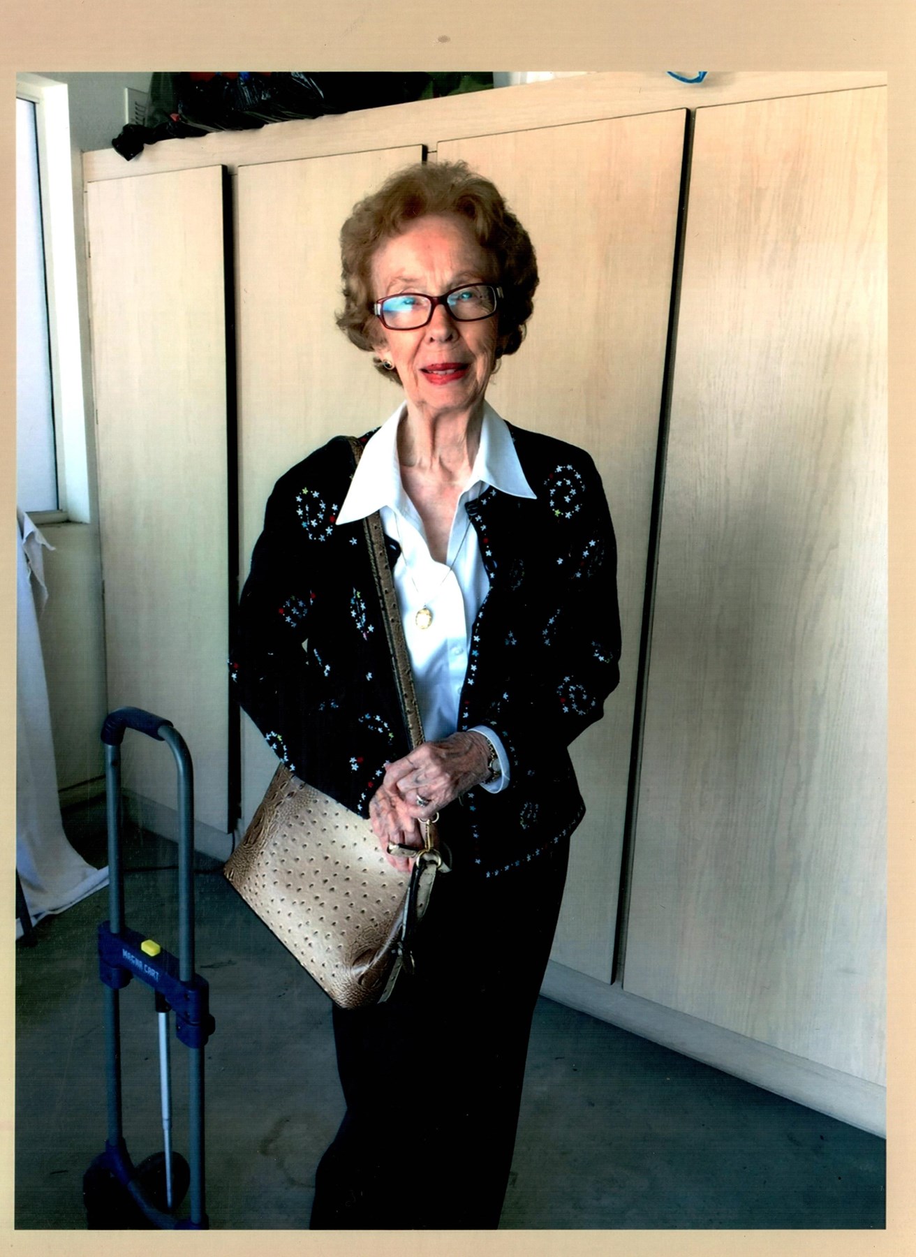 Obituario de June Marie Holtz