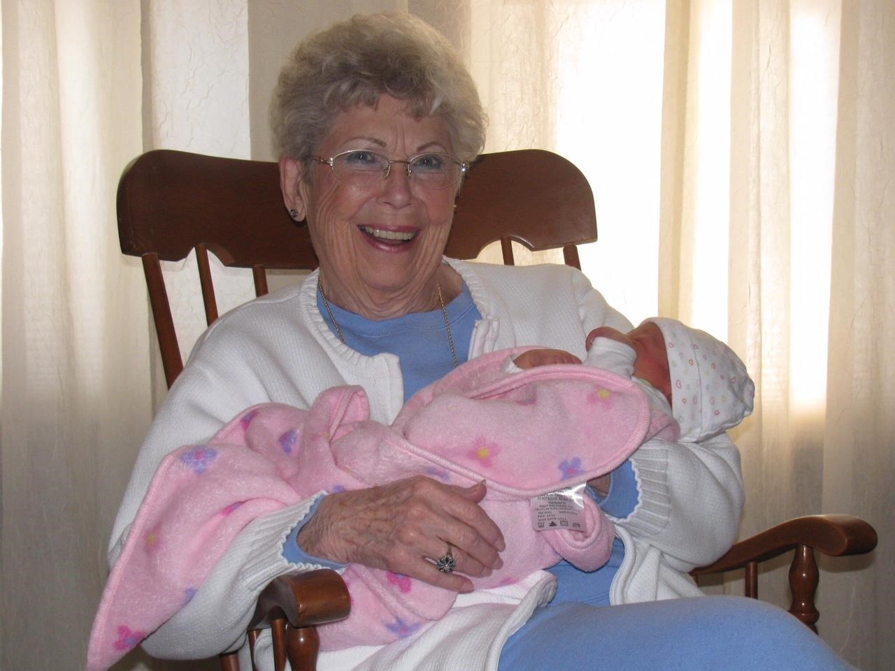 Obituary of Evelyn "Eve" Joyce Mueller