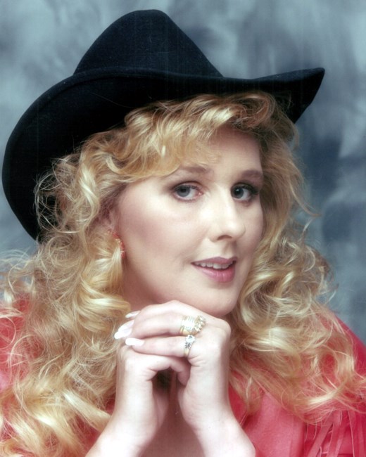 Obituary of Shaaina Tindall