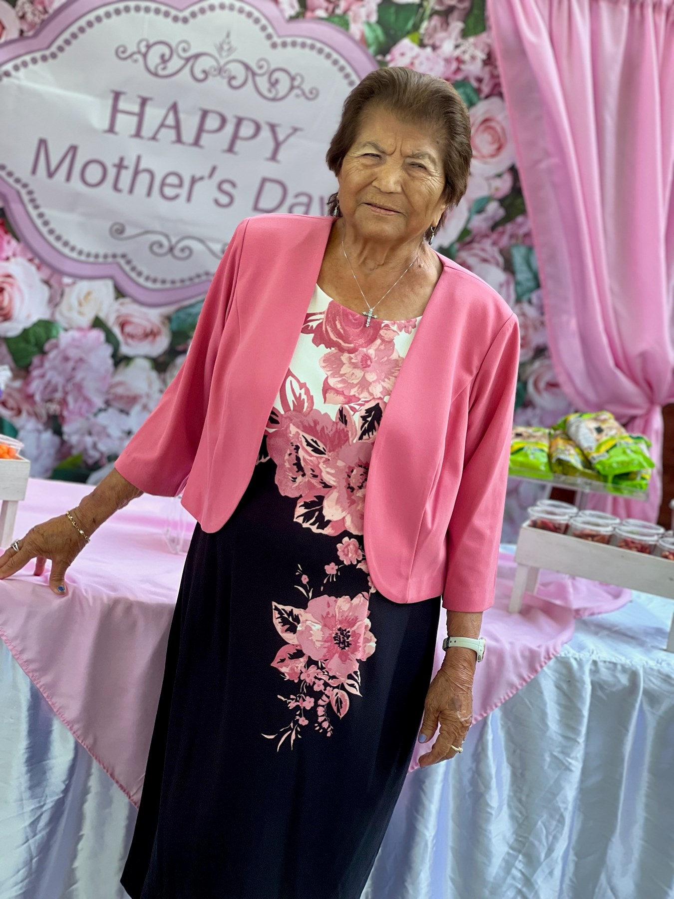 Avis de décès de Adelina N. Yebra