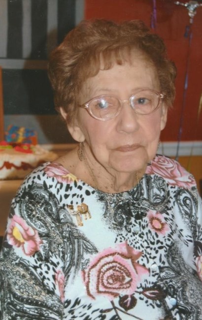 Obituary of Selena Mary Gravitt