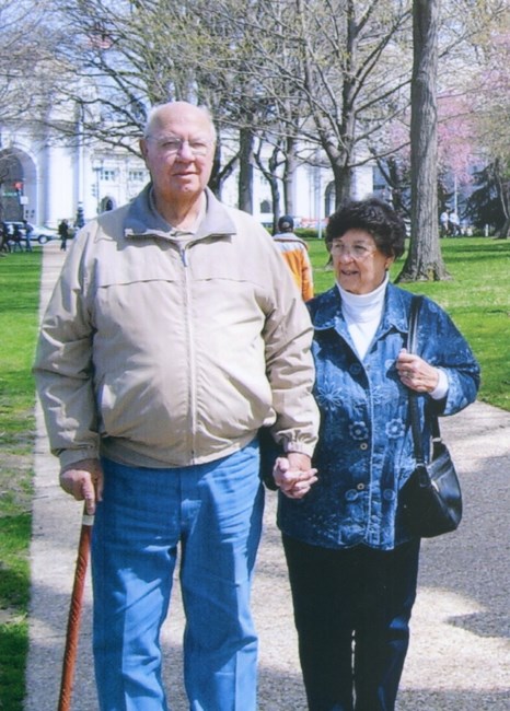 Obituary of Betty G Scott