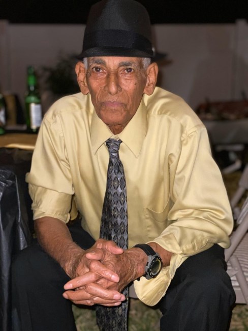 Obituary of Ramon E Medina Reyes