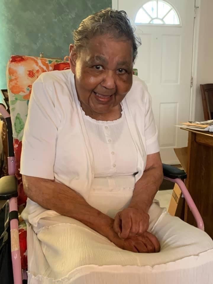 Obituary of Alma H Smith