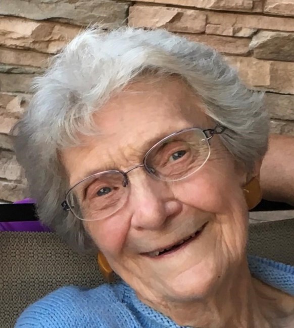 Obituary of Lois Aline Burke
