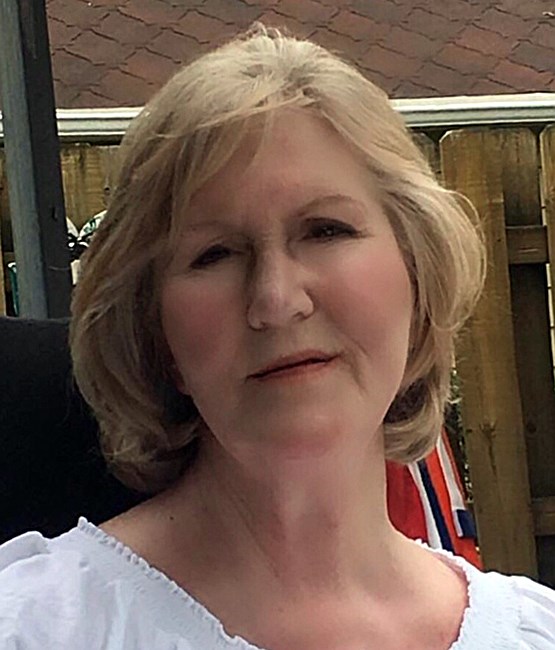 Obituary of Bonnie Jeanne Van Eck