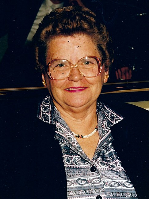 Obituary of Doris Clara Salmon