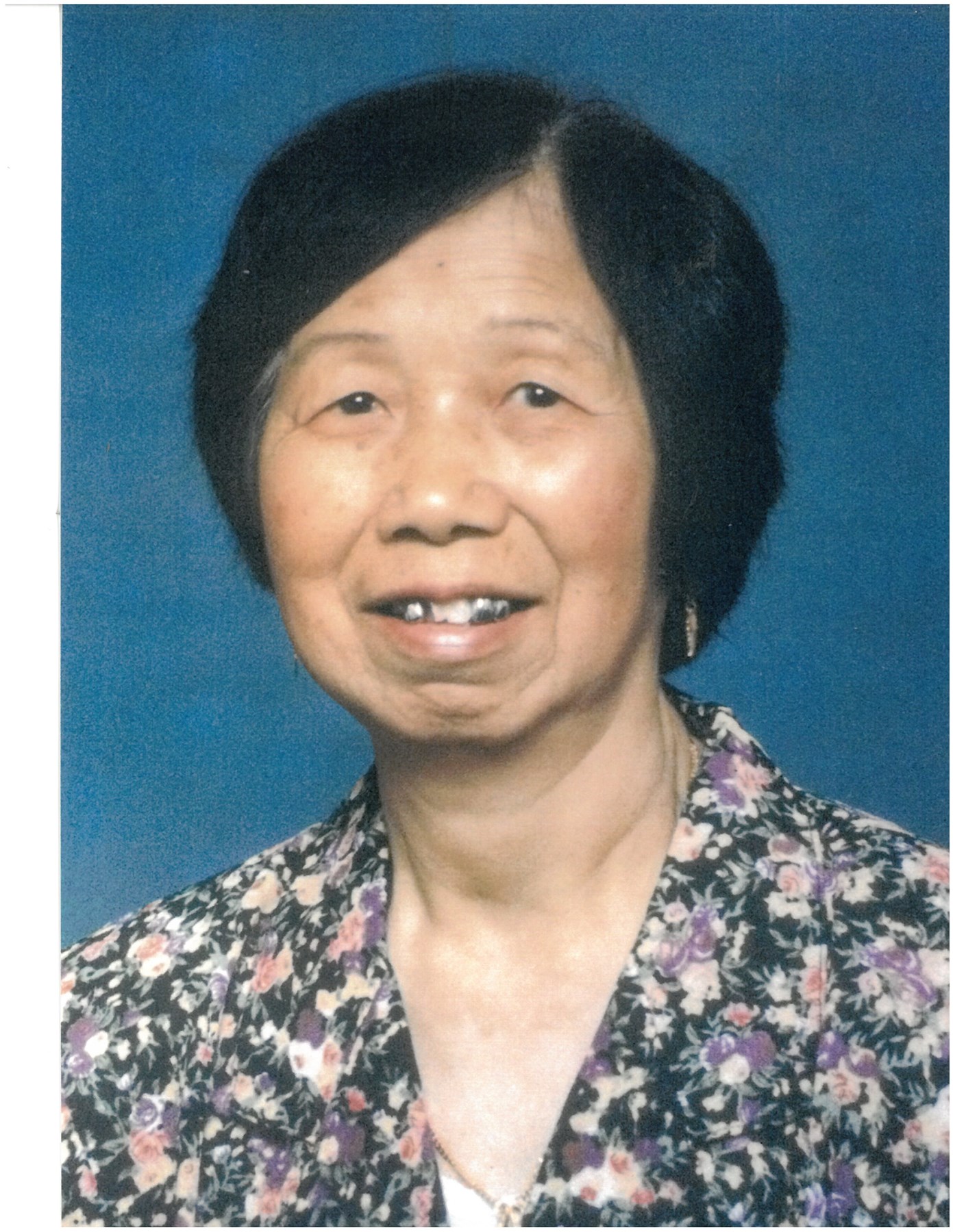 Obituary of Yue Yi Zhang 杨悦意