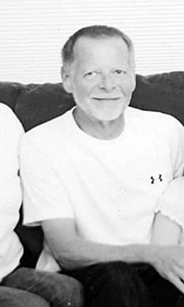 Obituary of Bruce Edward Champlin