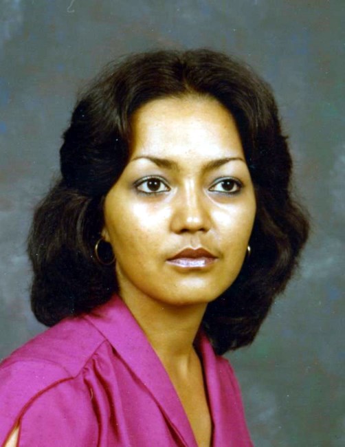 Obituary of Luz E. Torres