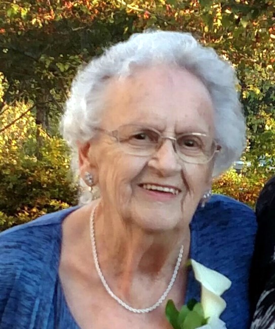 Obituary of Alice "Betty" E. Fargo