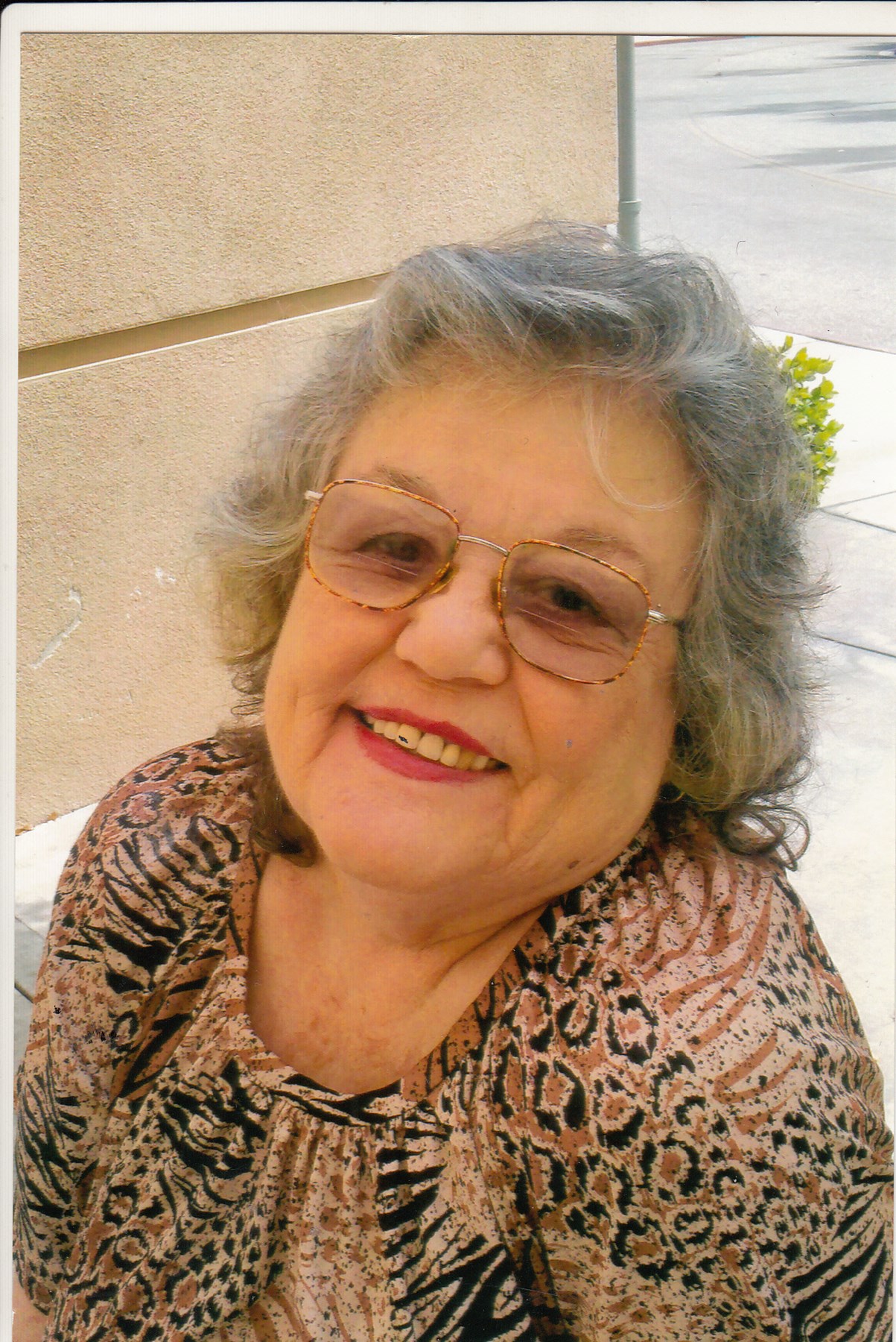 Obituary of La Jolla Jean "Grandma Jeannie" Jones