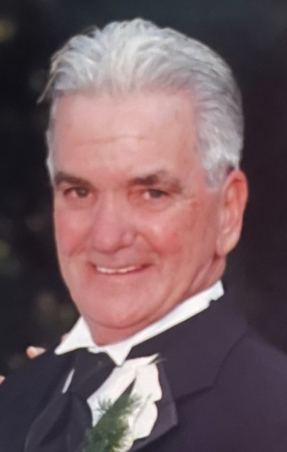 Obituario de Eugene A. Isola