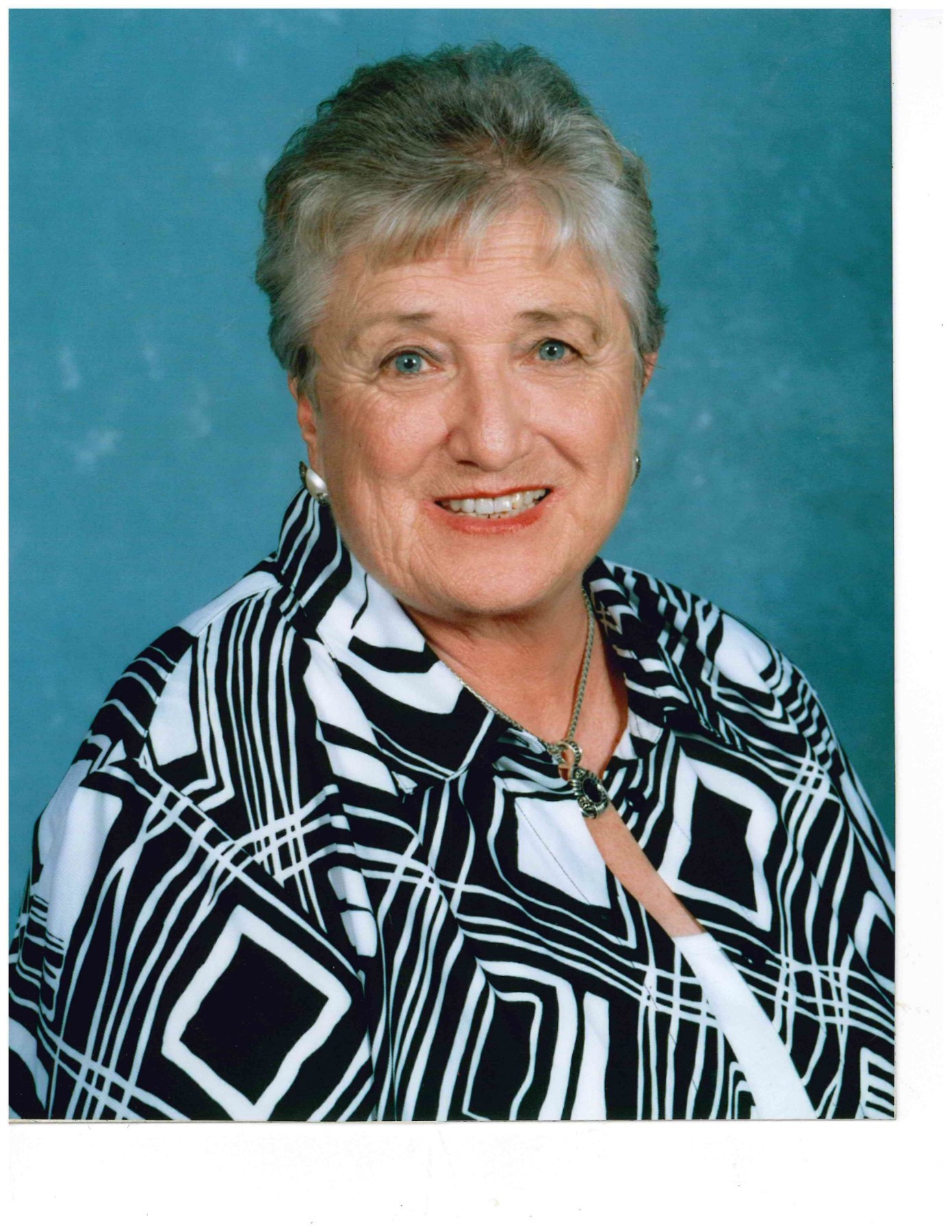 Obituary of Minnie F. Ezell