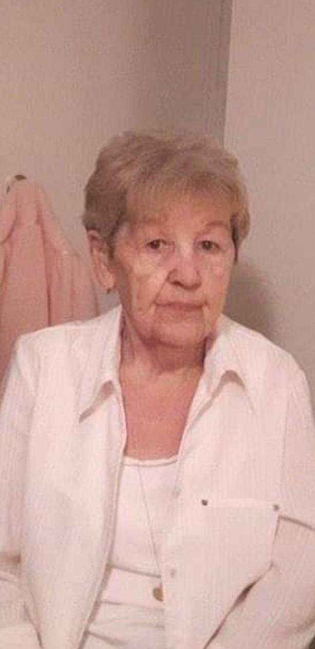 Obituario de Shirley White