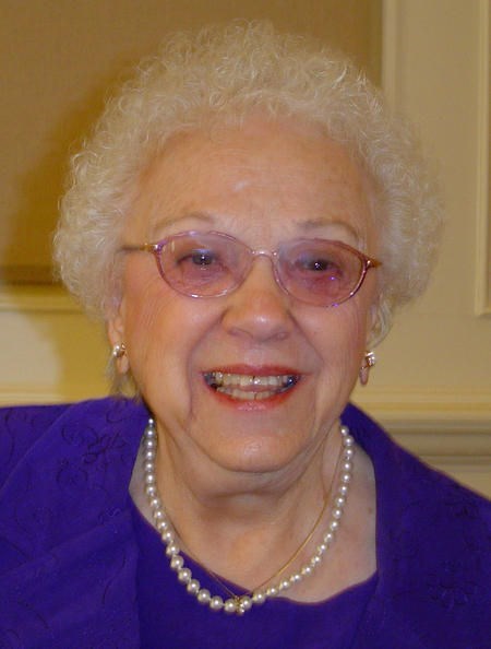 Obituario de Muriel M Ludwig England