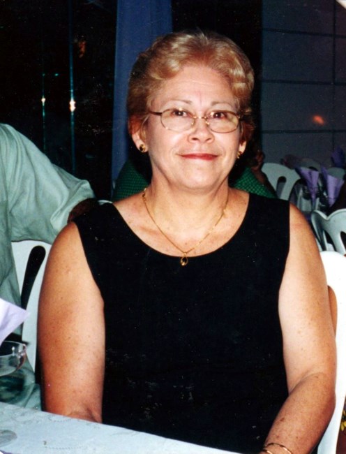 Obituary of Sra. María Del Carmen Dávila Marcano