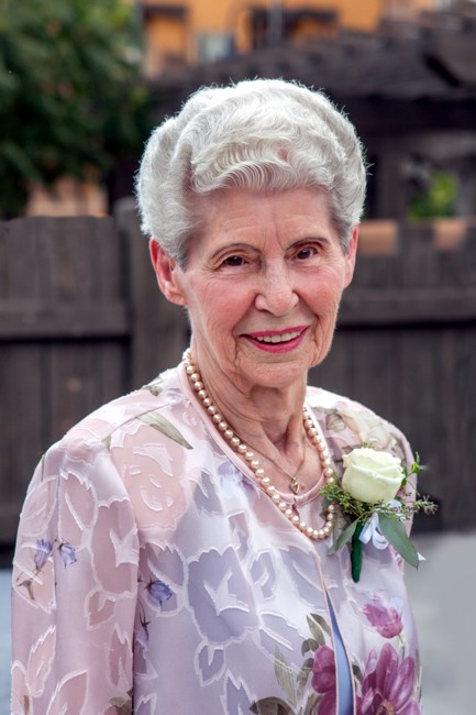 Obituary of Lorraine Mabel Diebel