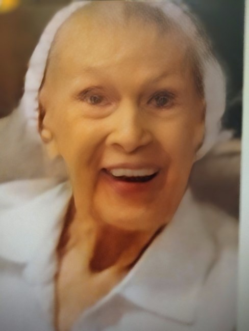 Obituary of H. Mae Babe Stonewall