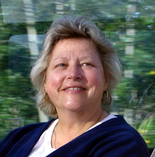 Avis de décès de Paulette E Krakowiecki