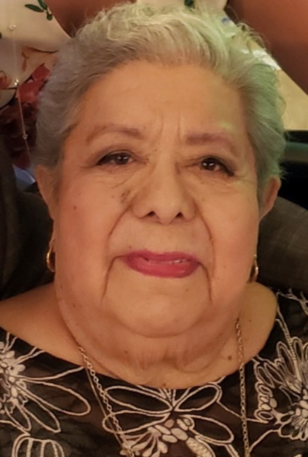 Obituario de Carmen Oliva Espinoza