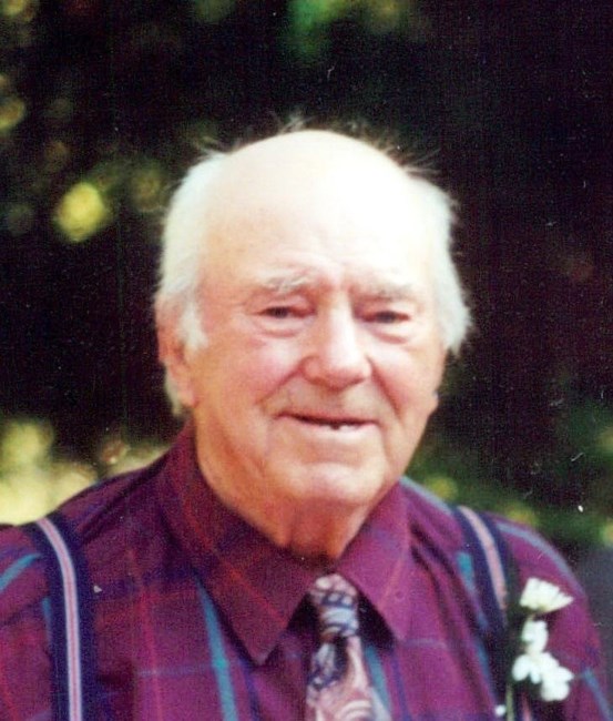 Obituary of Mr. Howard Clifford Mills
