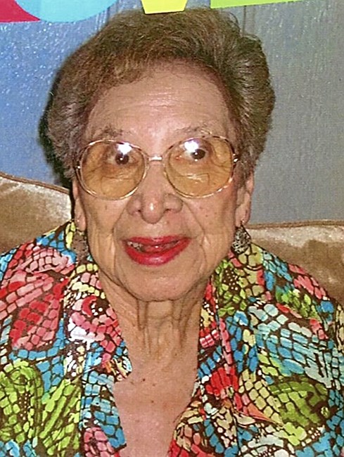 Obituary of Amalia Mendoza Dominguez