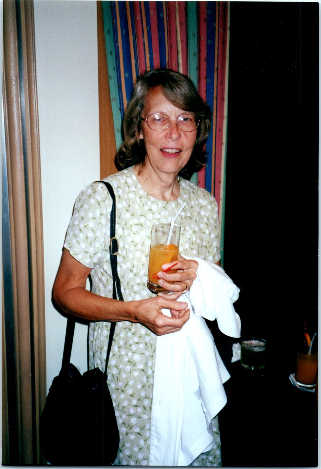 Obituario de Betty M. Dominik