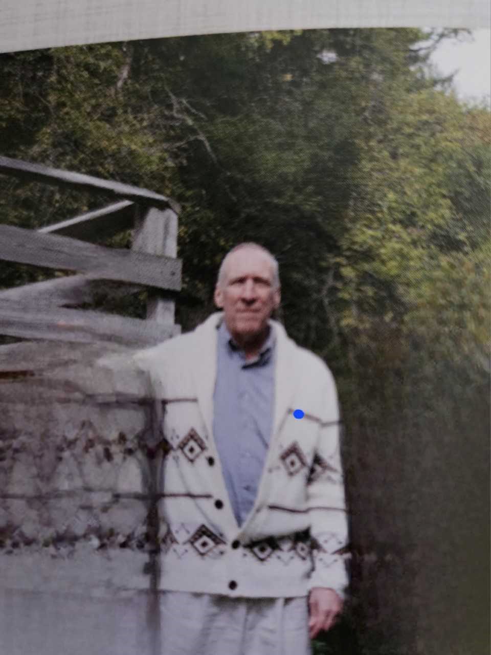 Avis de décès de Donald Edward Peterson